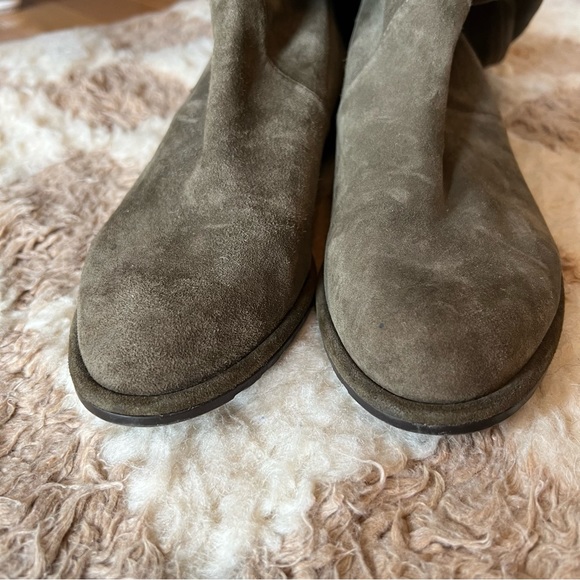 Stuart Weitzman Lowland Suede Over the Knee Boots in Grey/Green Sz 8 (fits 9) - Picture 2 of 4